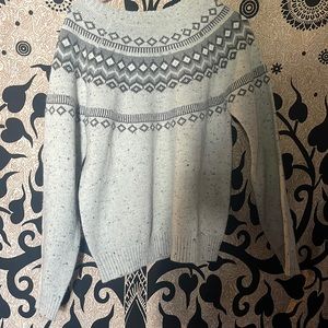 Weatherproof brand, very warm and good for the holidays.